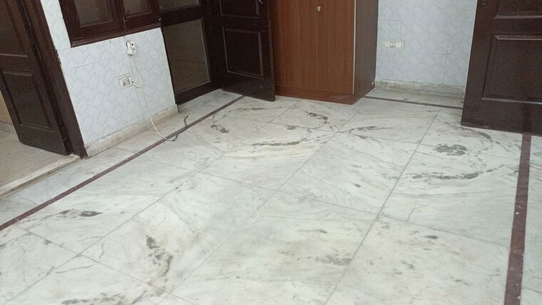 Room, vaishali sector 2 2 Bedroom 965 Sq.Ft. Builder Floor In Vaishali Sector 2 Ghaziabad 10322232