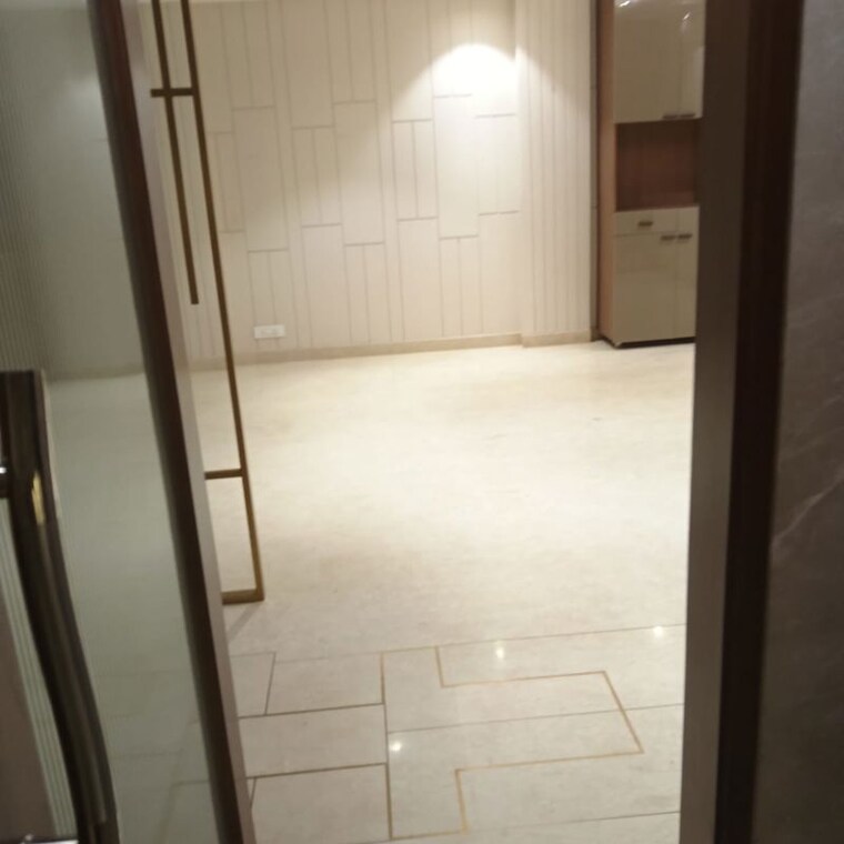 Room, gulmohar park 3 Bedroom 230 Sq.Yd. Builder Floor In Gulmohar Park Delhi 10322247