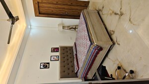 Furnished Amenities in 3 BHK Builder Floor at Avantika Colony – for Sale