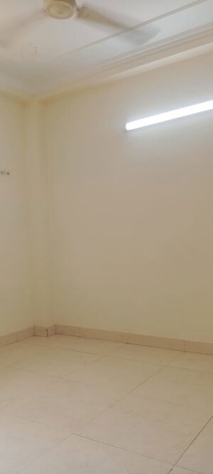 Room in 1 RK Builder Floor at Neb Sarai – for Rent