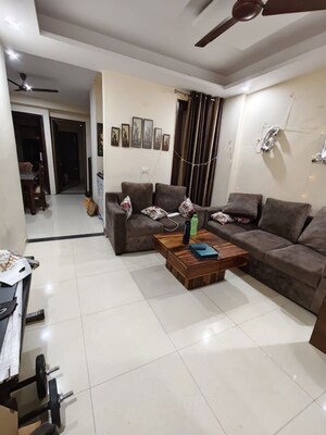 Living Room in 3 BHK Builder Floor at Sector 30 – for Rent