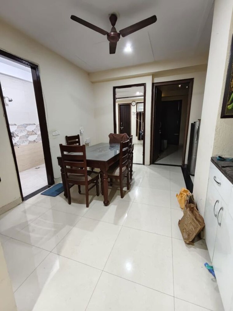 Dining area, sector 30 3 Bedroom 1800 Sq.Ft. Builder Floor In Sector 30 Gurgaon 10322273