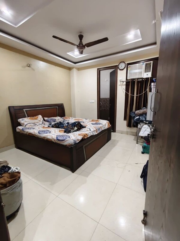 Bedroom, sector 30 3 Bedroom 1800 Sq.Ft. Builder Floor In Sector 30 Gurgaon 10322273