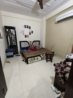 Master Bedroom in 3 BHK Builder Floor at Sector 30 – for Rent