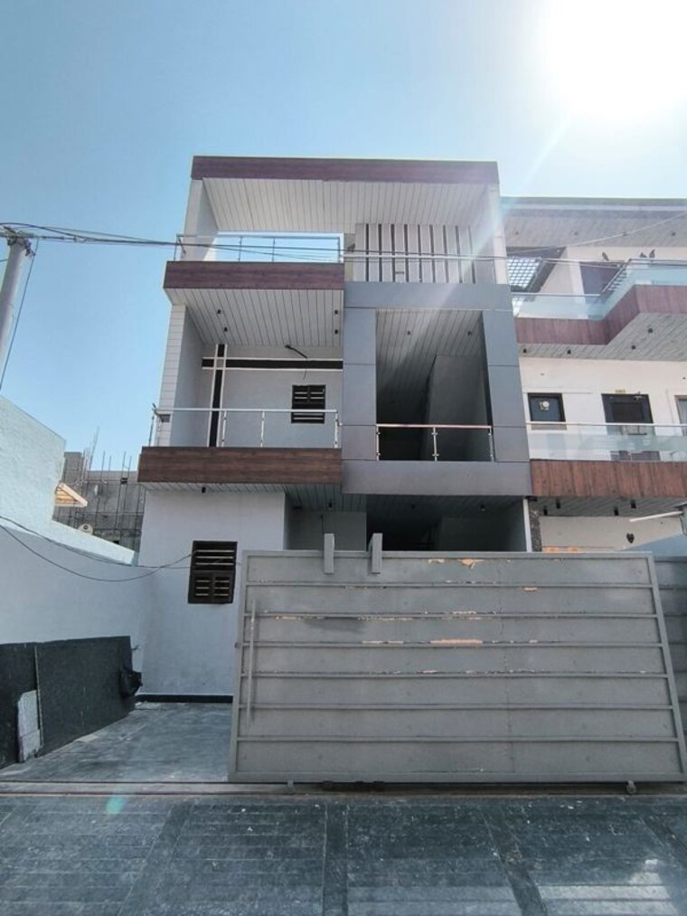 Exterior View, vip-ashiana-homes 6 Bedroom 3600 Sq.Ft. Independent House In Vip Road Zirakpur 10322331