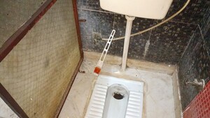 Bathroom in 2 BHK Builder Floor at Vaishali Sector 2 – for Rent