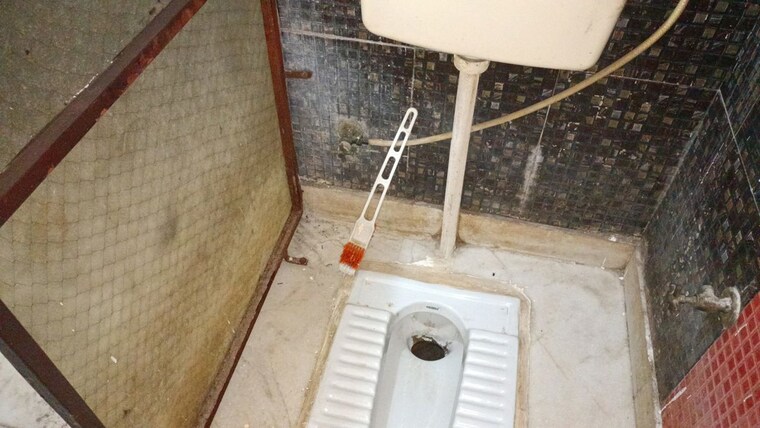 Bathroom, vaishali sector 2 2 Bedroom 970 Sq.Ft. Builder Floor In Vaishali Sector 2 Ghaziabad 10322279