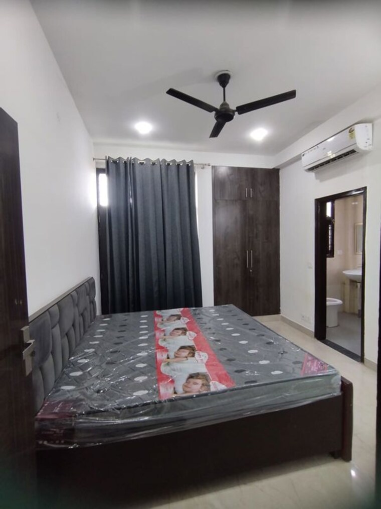 Bedroom, sector 50 3 Bedroom 2000 Sq.Ft. Builder Floor In Sector 50 Gurgaon 10322318