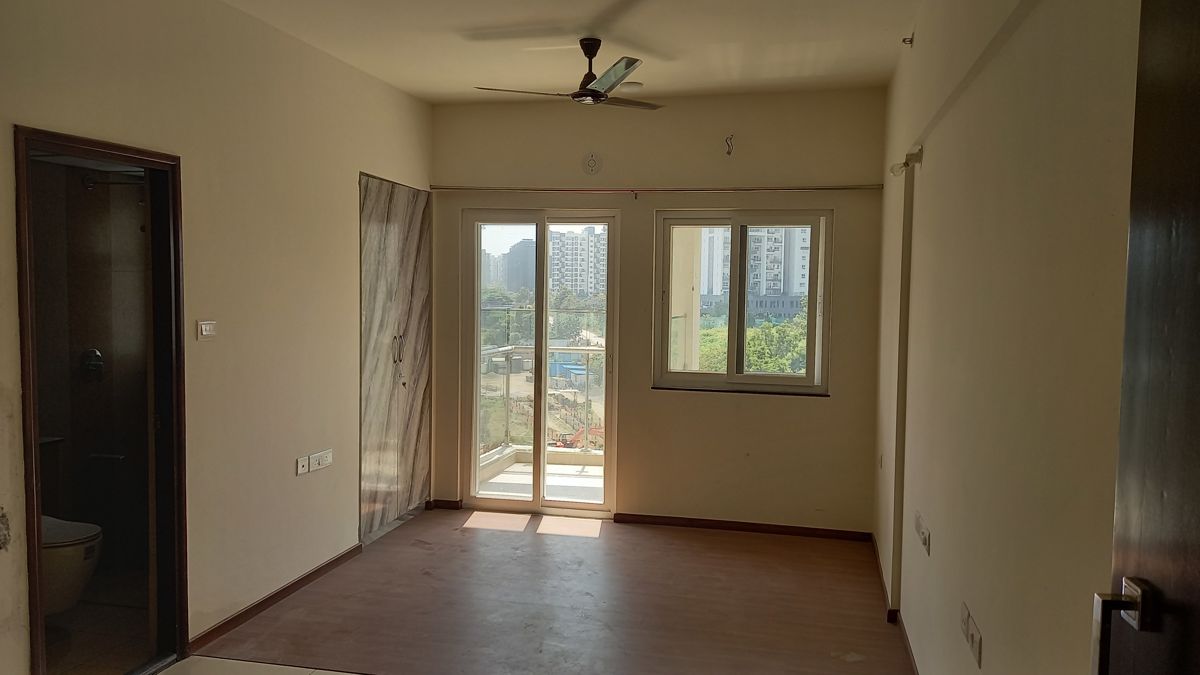 StudioApartment For Rent in Puravankara Silversands