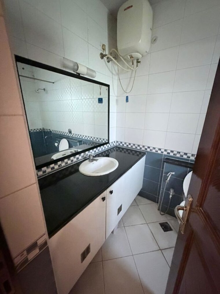 Master Bedroom, hm-fort-st-john 4 Bedroom 3868 Sq.Ft. Apartment In St Johns Road Bangalore 10322363