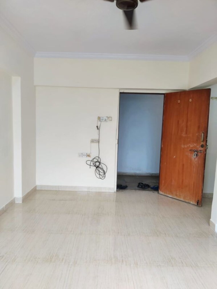 Room, goregaon east 1 RK 227 Sq.Ft. Apartment In Goregaon East Mumbai 10322277