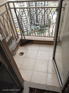 2 BHK + Study Room Apartment For Rent in Gaur City Center