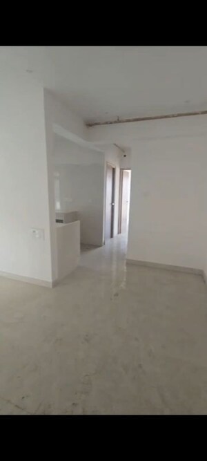 Room in 2.5 BHK Apartment at Alliance Abhimanyu, Malad West – for Sale