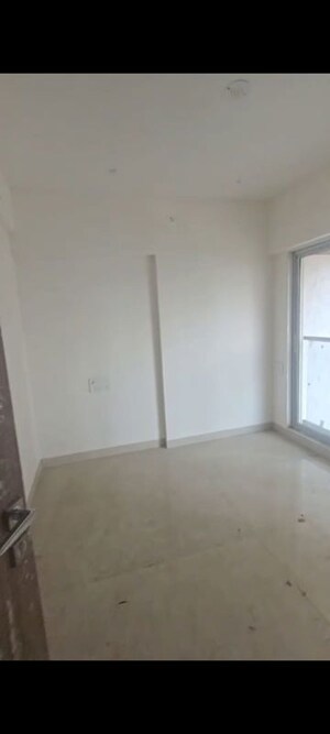 Room in 2.5 BHK Apartment at Alliance Abhimanyu, Malad West – for Sale