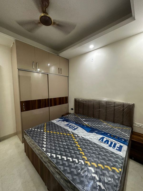 2 BHK Builder Floor For Rent in Sector 52