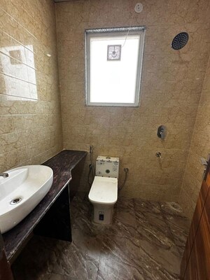 Bathroom in 2 BHK Builder Floor at Sector 52 – for Rent