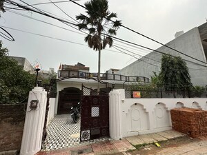 2 BHK Builder Floor – Exterior View View at Indira Nagar - for Rent