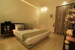 Bathroom in 3 BHK Apartment at Ambience Creacions, Sector 22 – for Sale