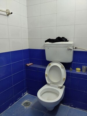 Bathroom in 3 BHK Independent House at Nerul Sector 17 – for Sale