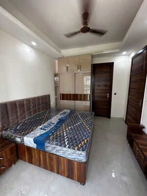 1 BHK Builder Floor For Rent in Sector 52