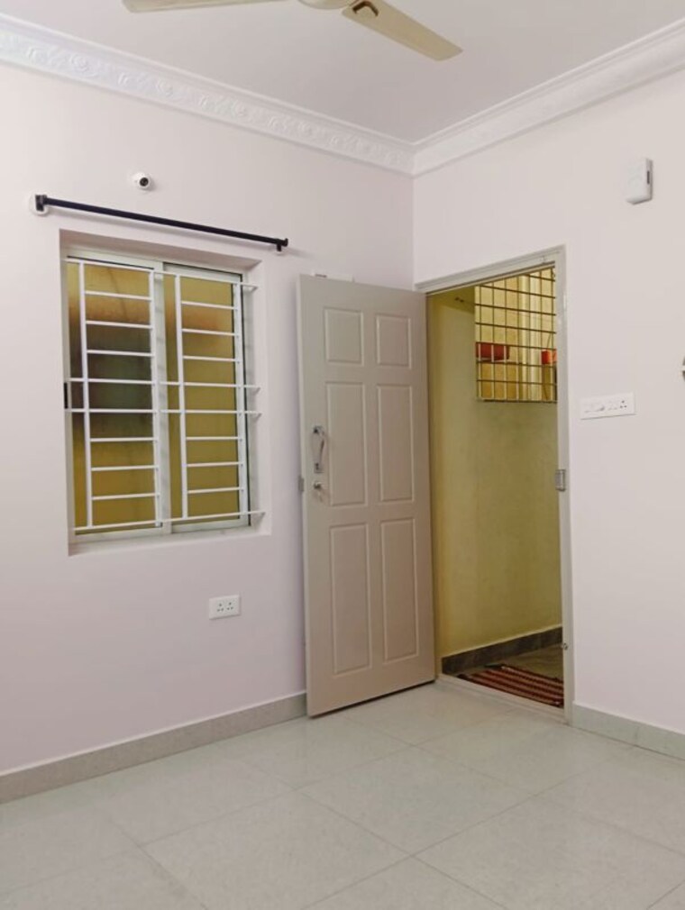 Room, hsr layout 1 Bedroom 500 Sq.Ft. Independent House In Hsr Layout Bangalore 10322430
