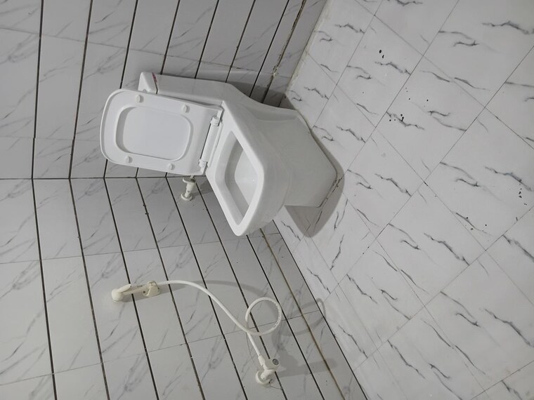 Bathroom, hajipur Pg For Girls In Hajipur 10322407