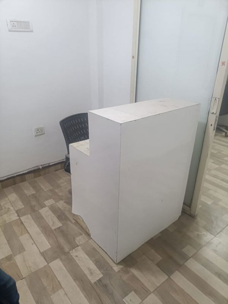 Kitchen, sector 2 Commercial Office Space 600 Sq.Ft. In Sector 2 Noida 10322516