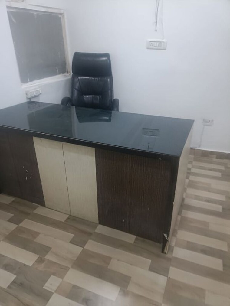 Kitchen, sector 2 Commercial Office Space 600 Sq.Ft. In Sector 2 Noida 10322516