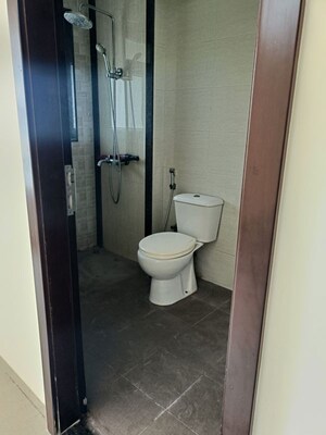 Bathroom in 3 BHK Apartment at NL Aryavarta, Dahisar East – for Rent