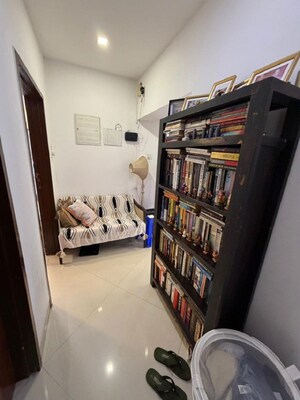  2 BHK Apartment at Khar West – for Rent