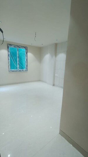 Room in 3 BHK Builder Floor at Rajpur – for Sale