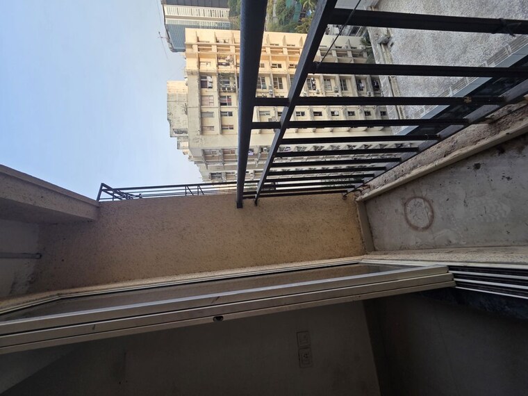 Balcony, malad east 1 Bedroom 300 Sq.Ft. Apartment In Malad East Mumbai 10322547
