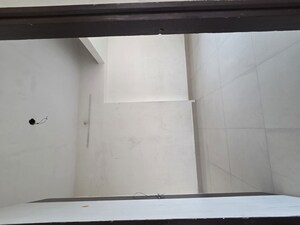 1 BHK Apartment For Rent in Malad East