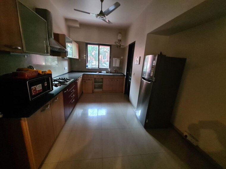 Kitchen, oxford-hallmark 4 Bedroom 2650 Sq.Ft. Apartment In Koregaon Park Pune 10322552