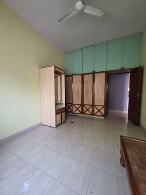 Room in 2 BHK Builder Floor at Btm Layout Stage 2 – for Rent