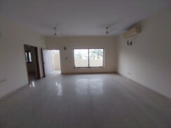 4 BHK + Servant Room Apartment For Sale in Eros Brentwood Tower