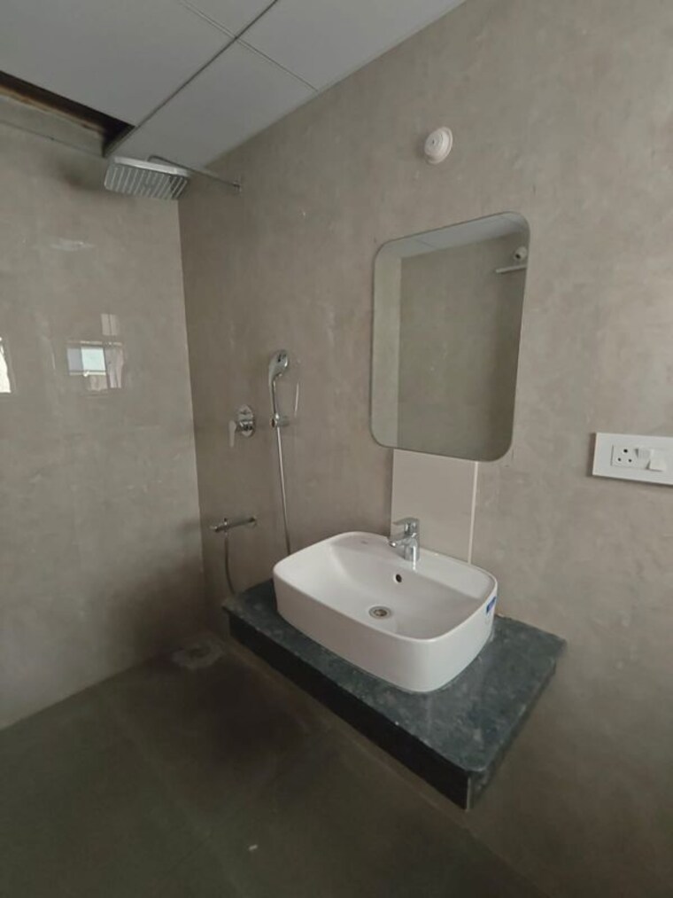Bathroom, aurobindo-the-regent 3 Bedroom 1900 Sq.Ft. Apartment In Kondapur Hyderabad 10322584