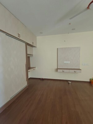 Master Bedroom in 3 BHK Apartment at Aurobindo The Regent, Kondapur – for Rent