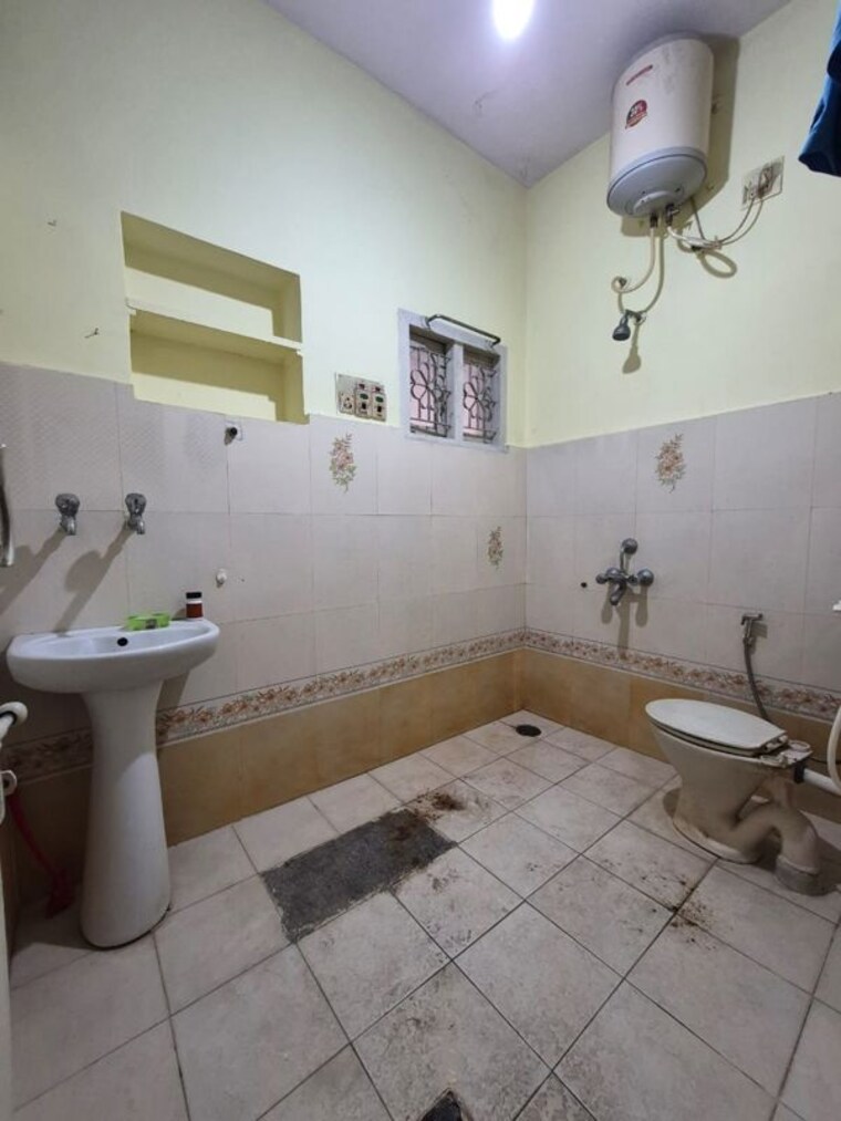 Bathroom, btm layout stage 2 2 Bedroom 900 Sq.Ft. Independent House In Btm Layout Stage 2 Bangalore 10322621