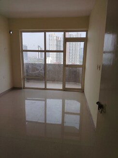 2 BHK Apartment For Rent in Pyramid Midtown
