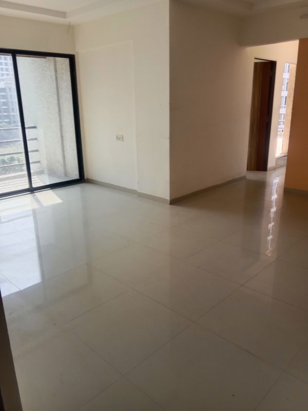 2 BHK 915 Sq.Ft. Apartment in Navkar City Phase II