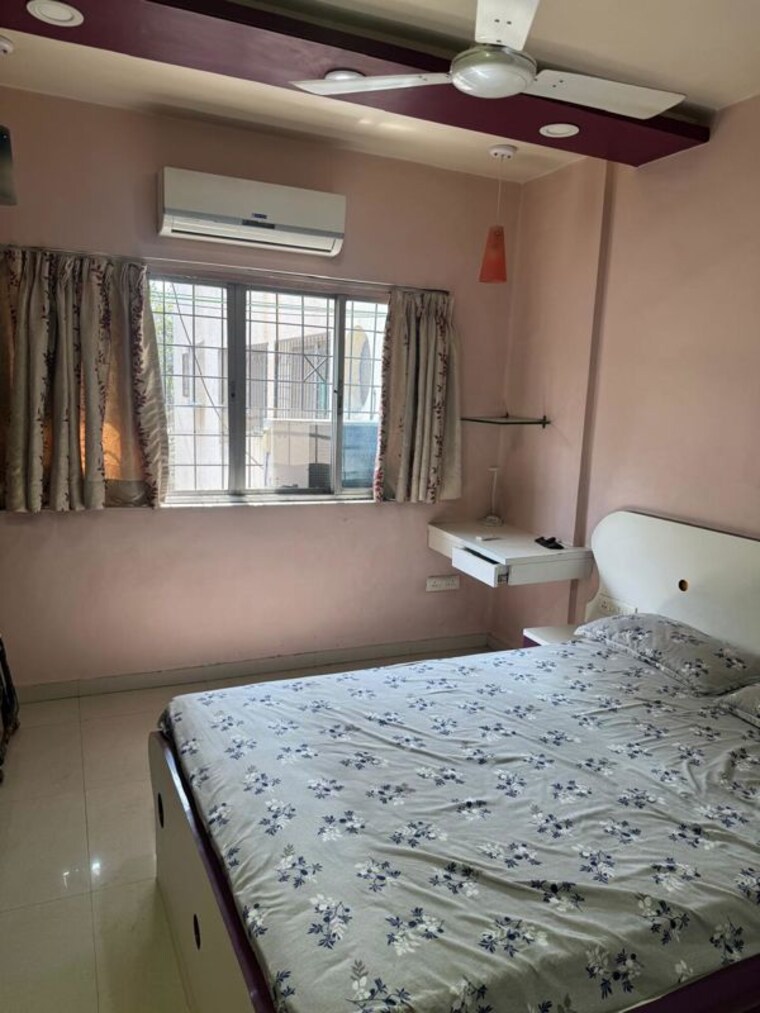 Bedroom, hermes-heritage-homes 3 Bedroom 1200 Sq.Ft. Apartment In Shastrinagar Pune 10322643