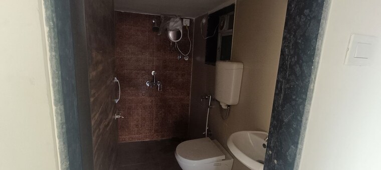 Bathroom, amar-vinay-heritage 2 Bedroom 1010 Sq.Ft. Apartment In Mira Road Thane 10322653