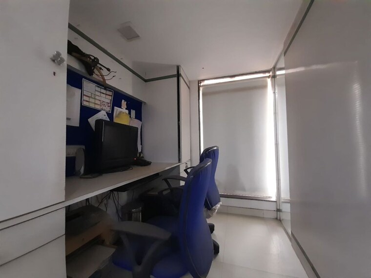 Team Area, royal-palms Commercial Office Space 300 Sq.Ft. In Goregaon East Mumbai 10322657