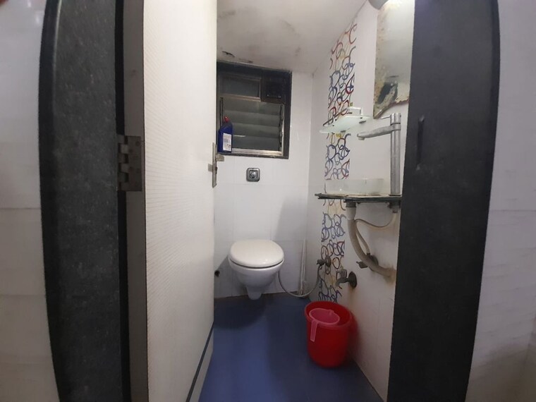 Bathroom, royal-palms Commercial Office Space 300 Sq.Ft. In Goregaon East Mumbai 10322657