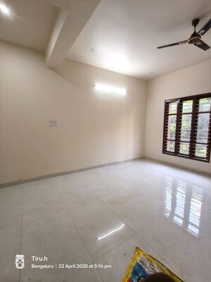 Room in 2 BHK Builder Floor at Jakkasandra – for Rent