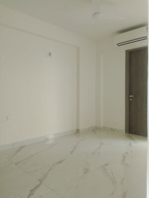 Room in 3.5 BHK Builder Floor at M3M Soulitude, Sector 89 – for Rent
