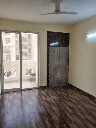 2 BHK 1010 Sq.Ft. Apartment in Proview Officer City