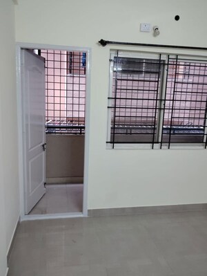 Room in 2 BHK Apartment at Pearl Residency Bellandur, Bellandur – for Rent