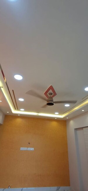 Furnished Amenities in 2 BHK Apartment at Kanakia Rainforest, Andheri East – for Rent